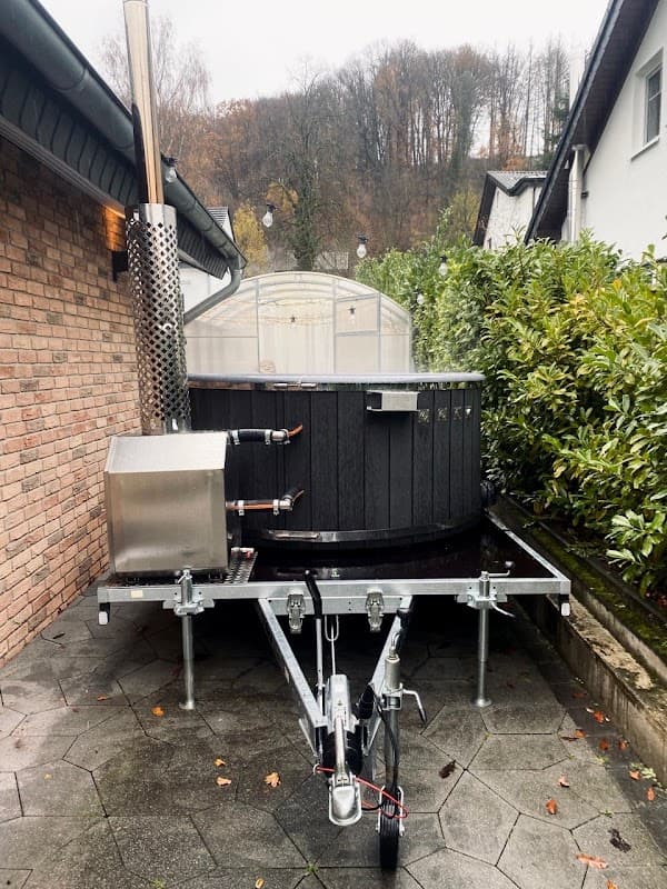 Wellness-Friesen/ Mobiler Whirlpool, Hot Tub, Badefass auf Anhänger zu vermieten & verkaufen - Hauptbild