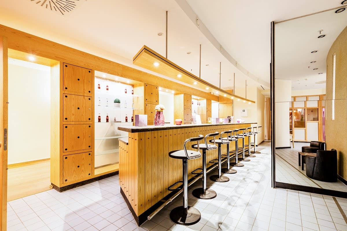 Gezer Spa - Berlin Alexanderplatz - Bild 2