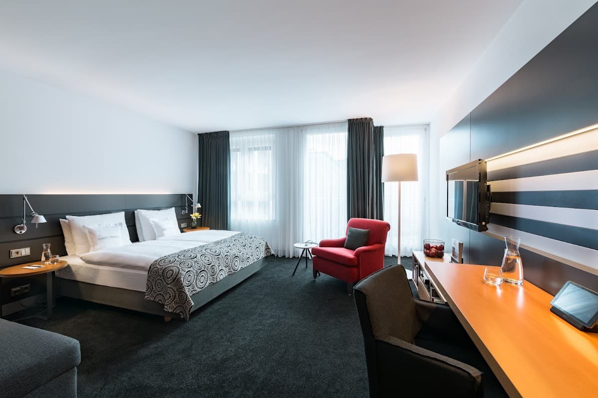 THE MADISON Hotel Hamburg - Bild 2