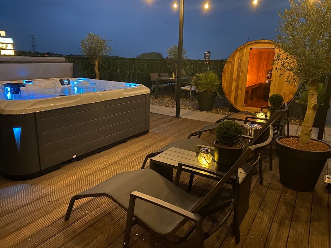 Wellness DOME Penthouse Privé sauna - Prive Wellness in Limburg. Privé Wellness met mogelijkheid tot exclusieve overnachting