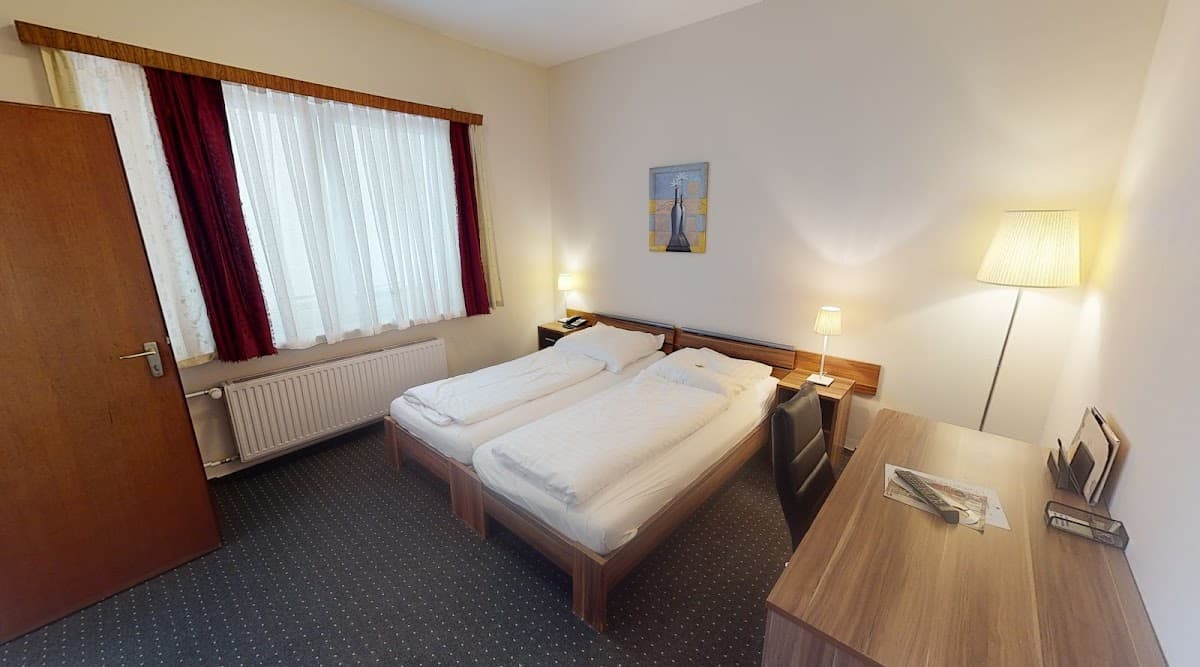 Dietrichsdorfer Hof - Bild 2