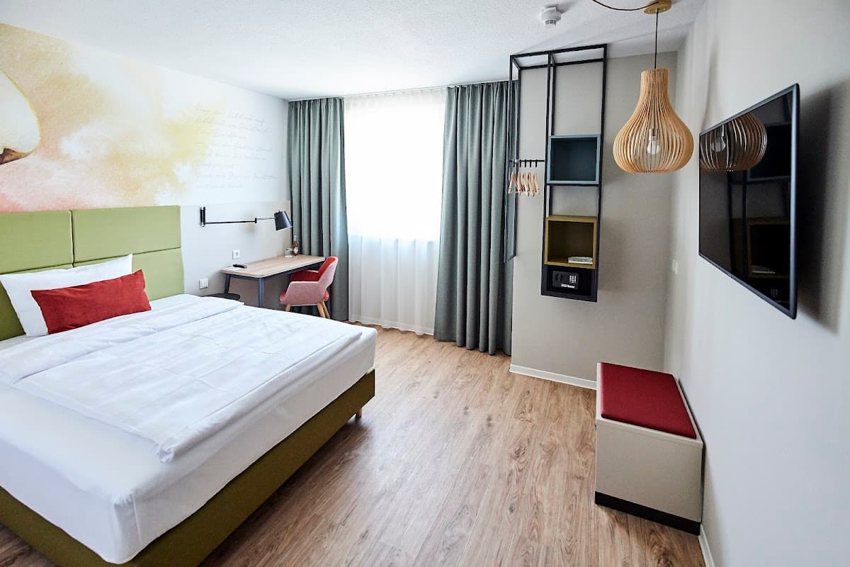 Pear Hotel Viernheim Gmbh - Bild 2