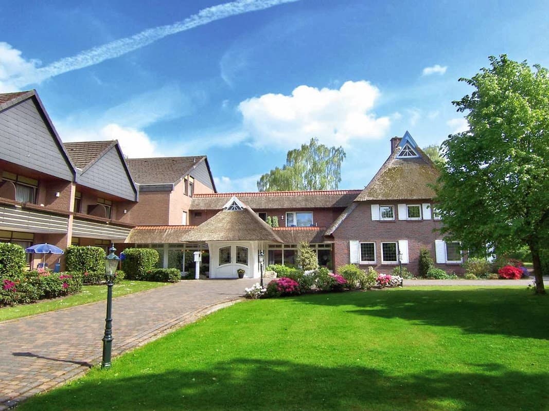 Landhaus Haake [Heino Haake & Co. Hotel KG]