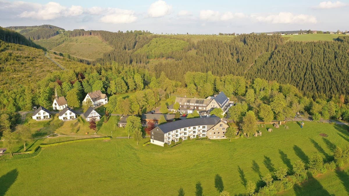 Berghotel Hoher Knochen - 101% Ruhe & Natur
