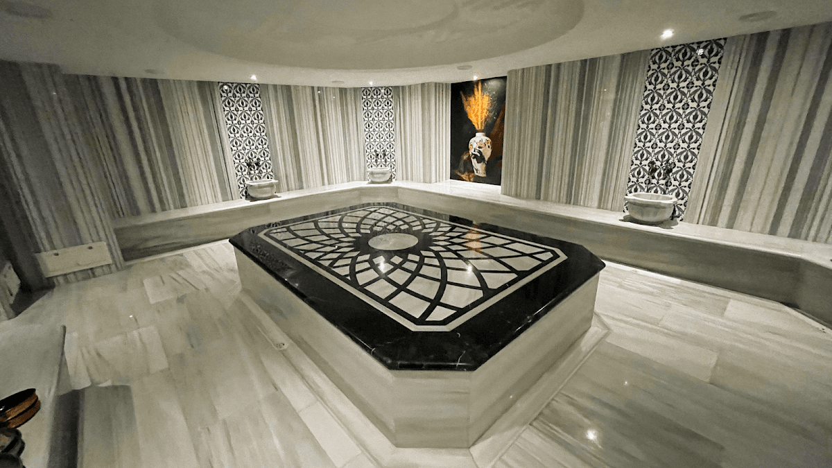 Hamam Emira