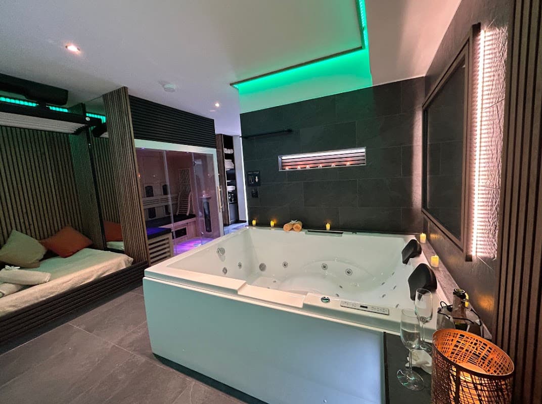 Motel A - Das luxuriöse Liebesnest und Wellness für besondere Stunden! - Hauptbild