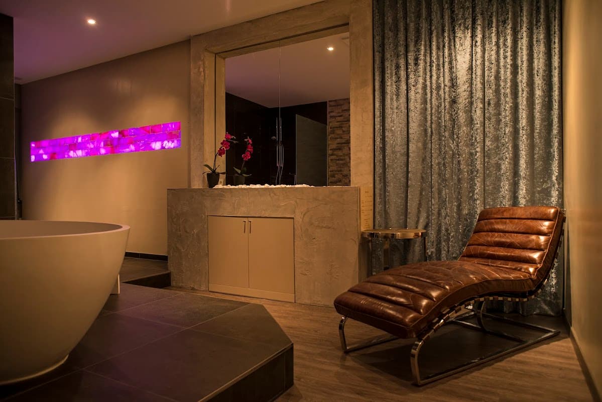 NGel Massagen & Spa by Paris No. 5 (NGel-Massagen.de) - Bild 3
