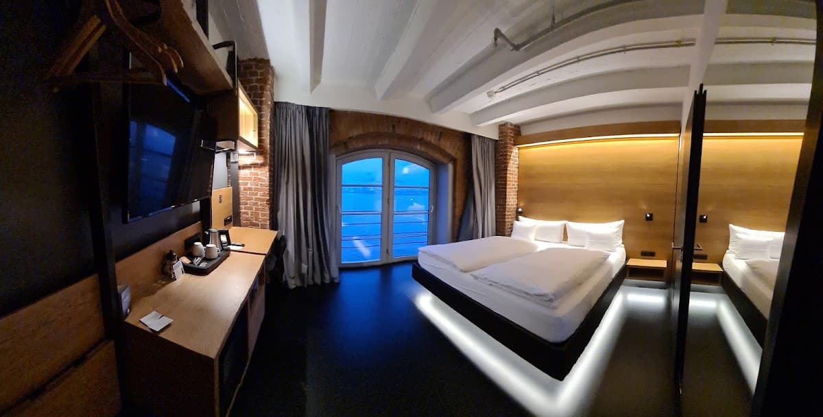 GINN Hotel Hamburg Elbspeicher - Bild 2