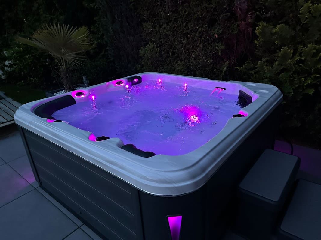 Xantum Woodwork - Sauna und HotTub nach Ihren Wünschen