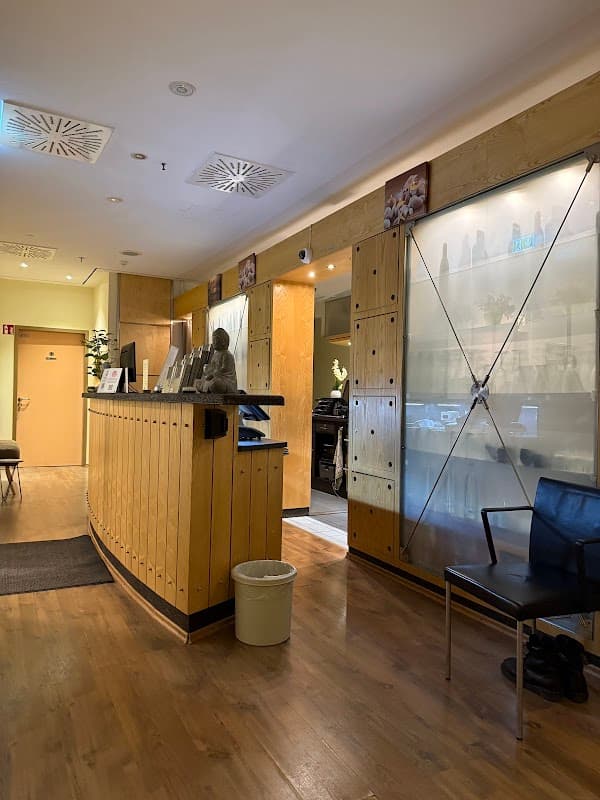 Gezer Spa - Berlin Alexanderplatz - Bild 3