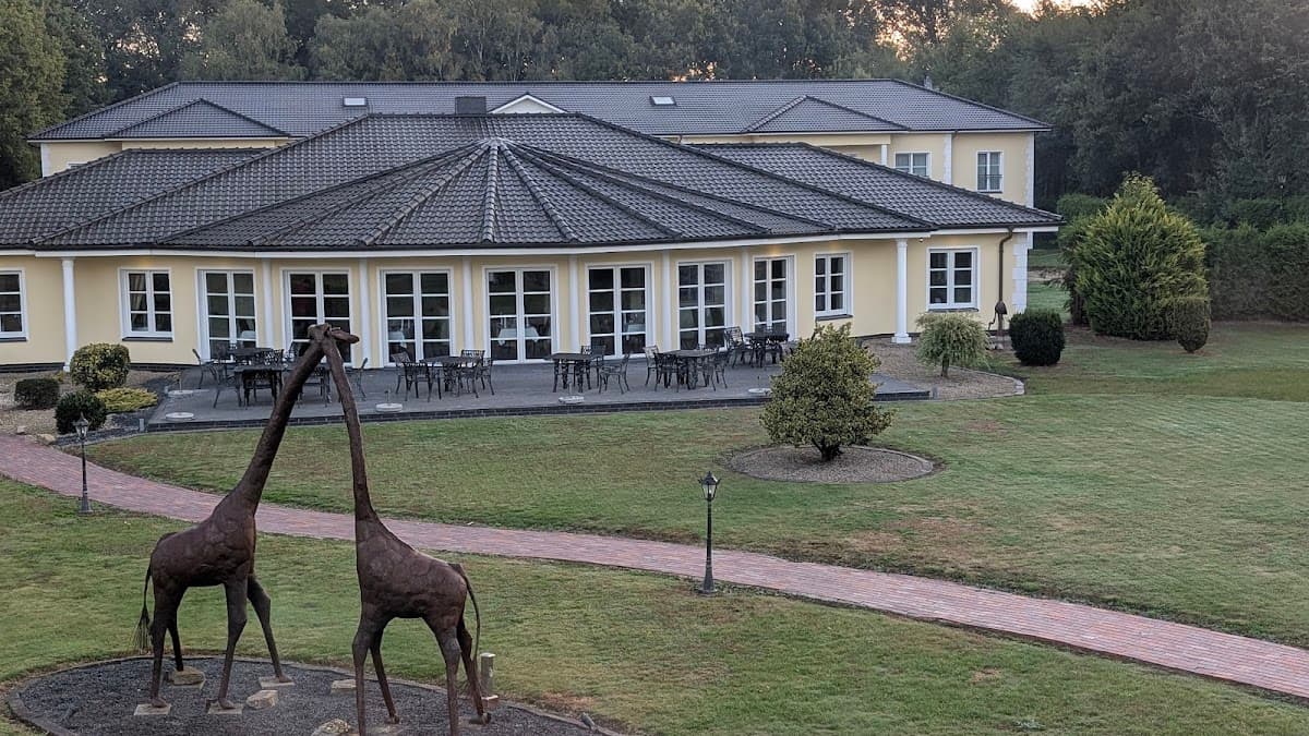 African Sky Hotel - van Helt Hotel GmbH & Co KG