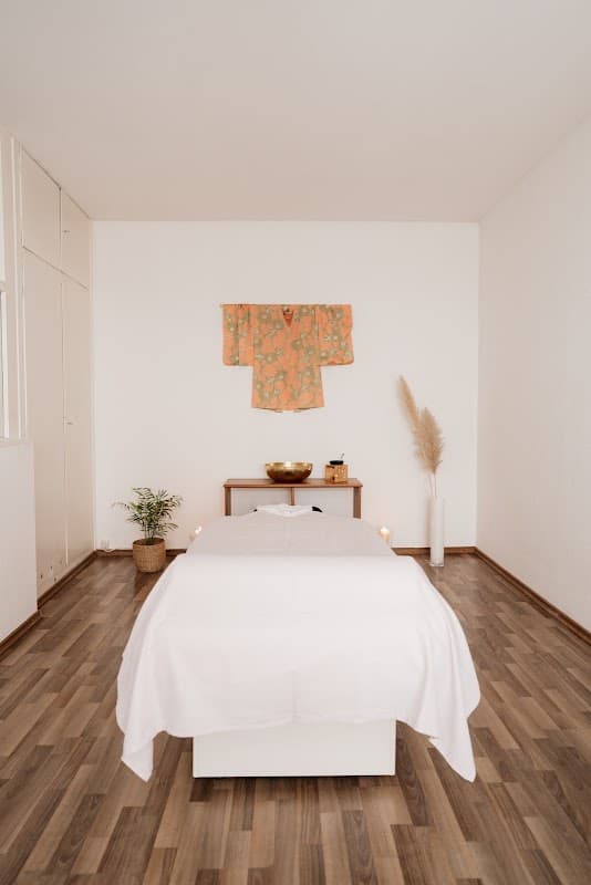 Mayumi Wellness Massage