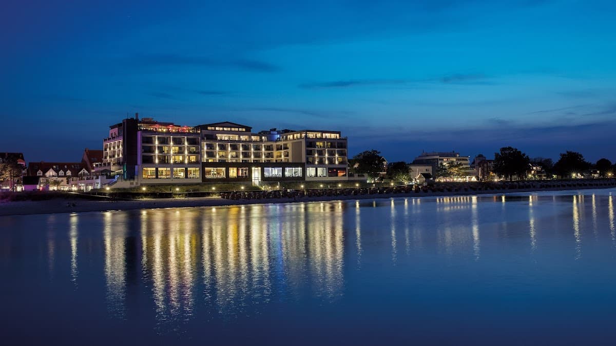 BAYSIDE Hotel Scharbeutz Ostsee - Hauptbild