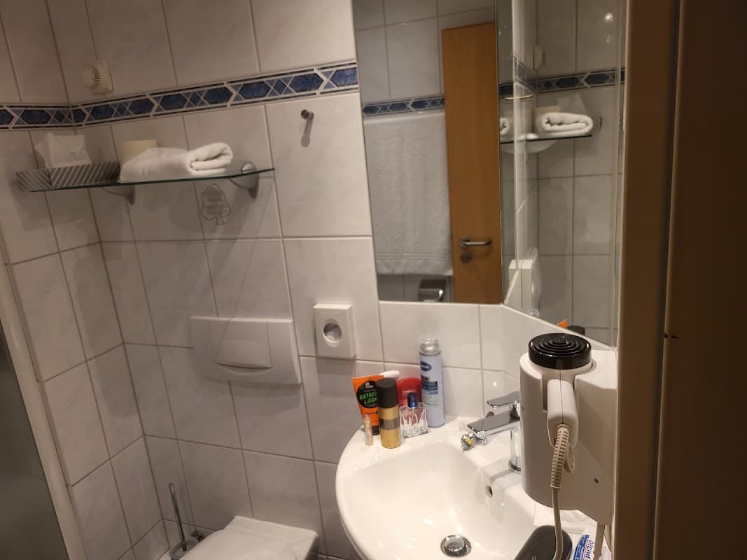 Am Segelhafen Hotel GmbH - Bild 3